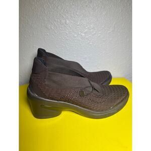 Bzees Energy Cross Knit Booties Women’s Size 9.5M US Brown Comfort Shoes
